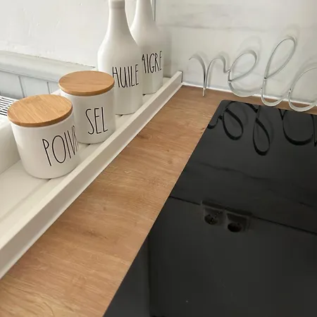 Сasa de vacaciones La Petite Maison D'arbas *