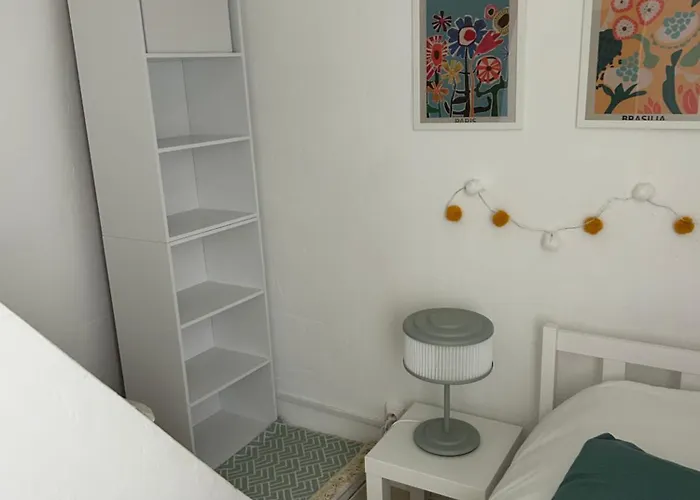 בית נופש La Petite Maison D'arbas Arbas